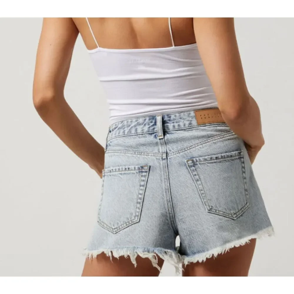 ~ NEW PacSun 27 Denim Festival Shorts Boho Acid Wash Rip Button High Waist Blue